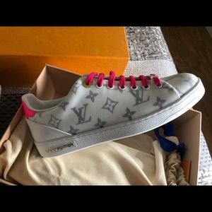 Louis Vuitton Monogram Sneaker